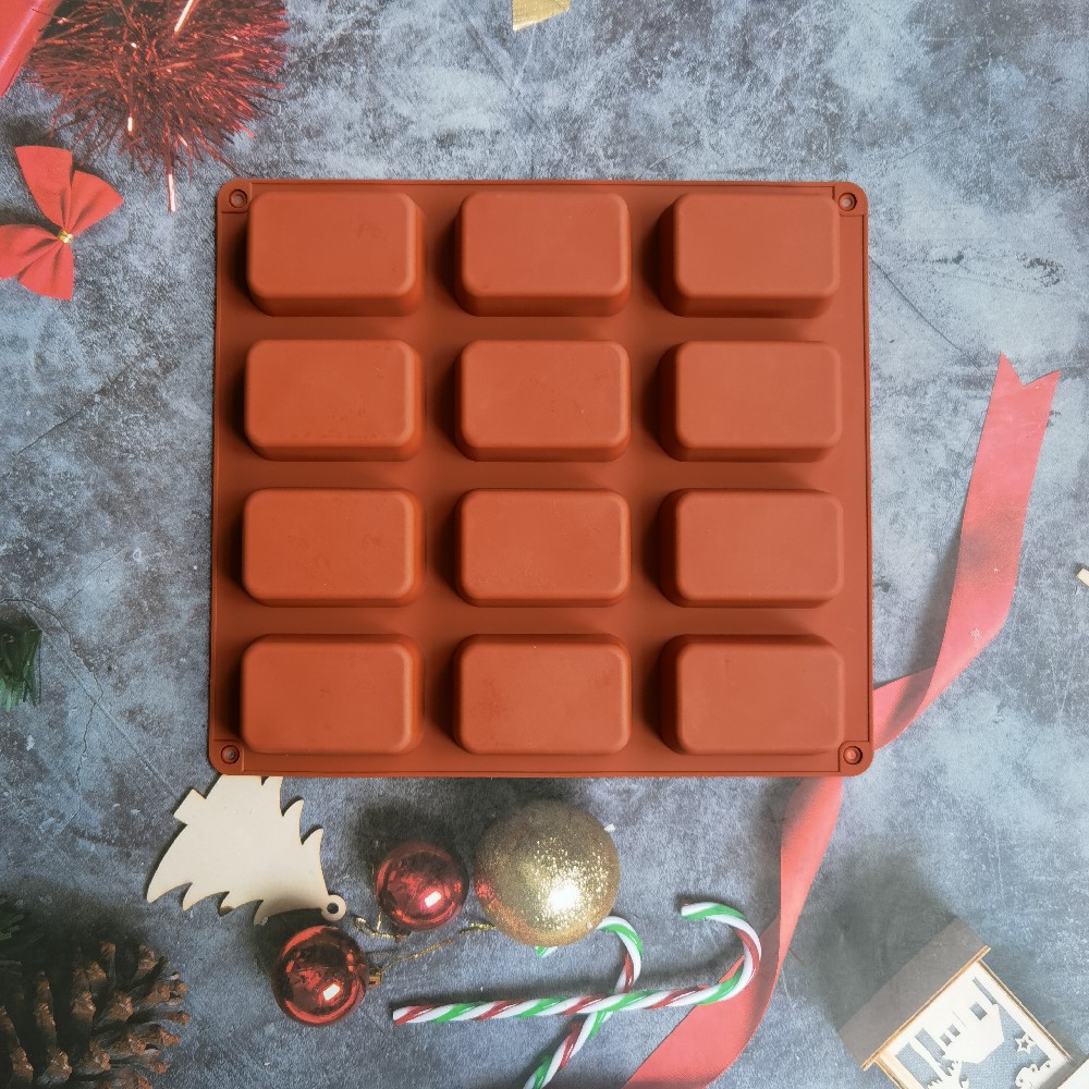 12 Cavity Square Silicone Soap - مراجعة Soap Making Things وسعره